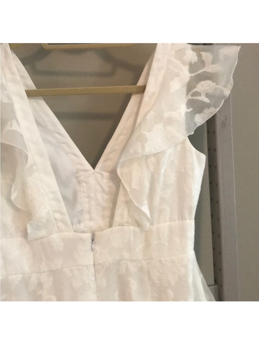 Gal Meets Glam Susie White Floral
Organza Fit & Flare Midi Dress - Picture 6 of 8